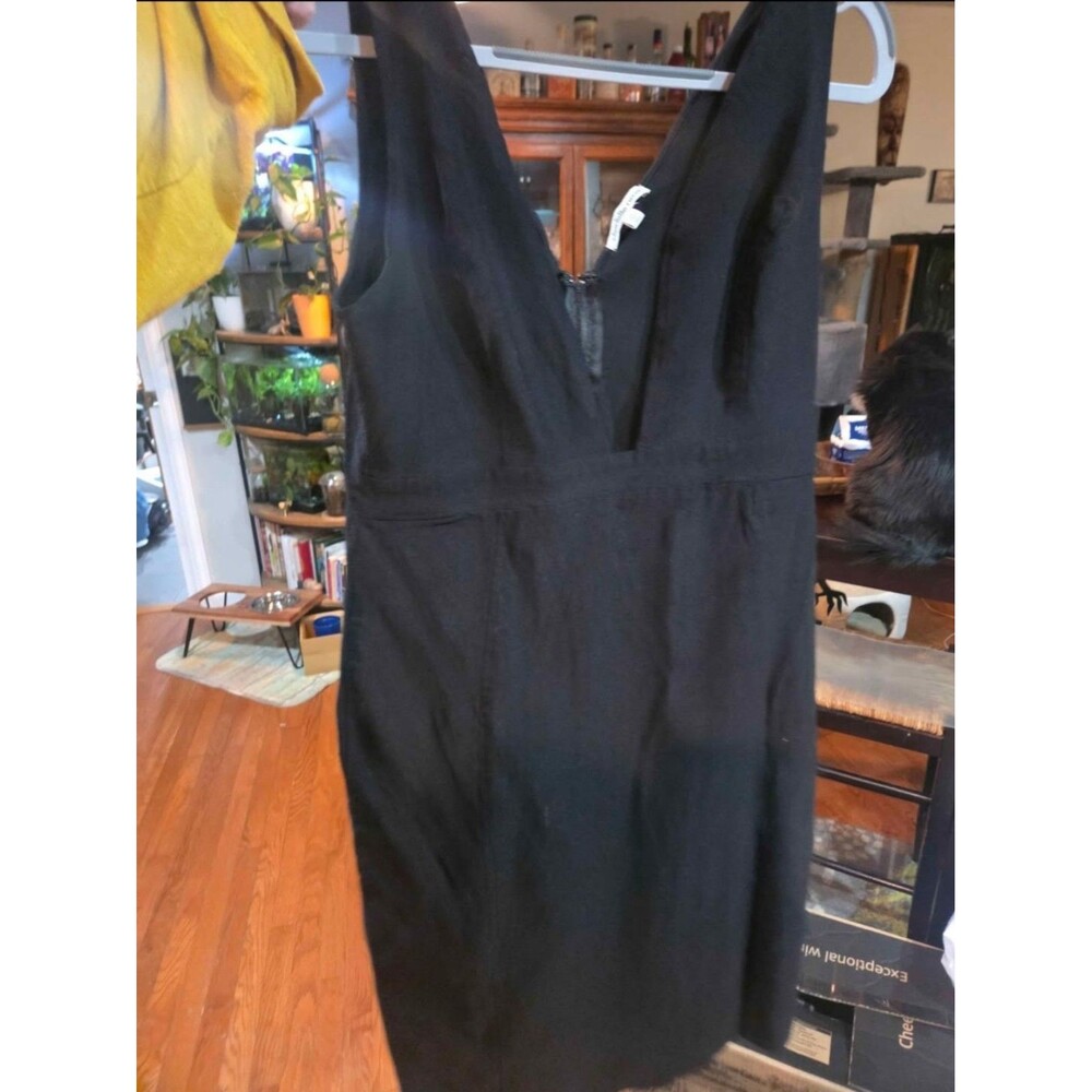 Charlotte Russe XL Form Fitting Deep V Neck Dresd